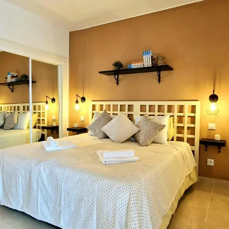 Feriehus Stylish With King-size Bed And Ocean View, Paraiso 209 *