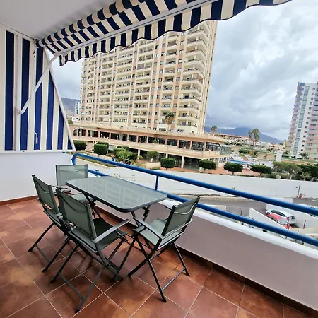Stylish With King-size Bed And Ocean View, Paraiso 209 Сasa de vacaciones Costa Adeje (Tenerife)
